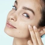 سرم آبرسان لورال مدل Liquid Care مناسب پوست نرمال تا خشک حجم70میل