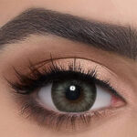 لنز دهب صابرین گری گرین( طوسی سبز) مدل نمای خیلی نزدیک